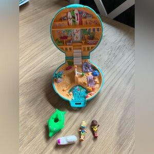 1989 Vintage Polly Pocket Complete Beach Party with 1990 Dolphin Float